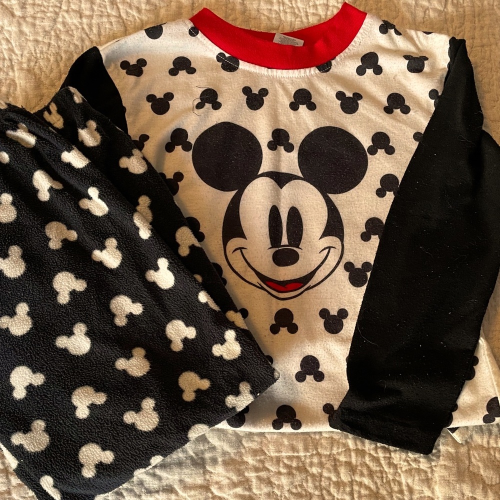 2Pc Disney Mickey Pajamas